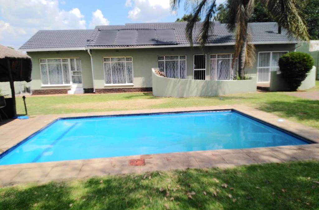 Alberton House | Johannesburg Alberton 3 bedroom house
