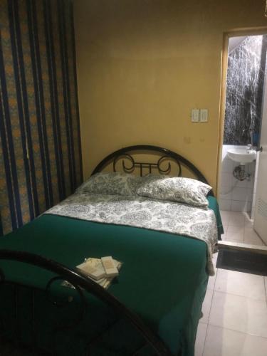 Quezon City House | Johnfronz Building Aircondition StudiotypeRoom