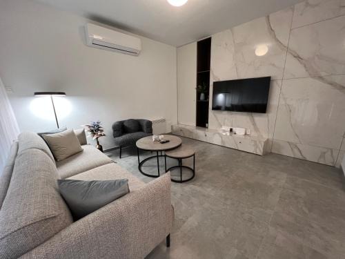 Strovolos Apartment | Johnny's luxury getaway