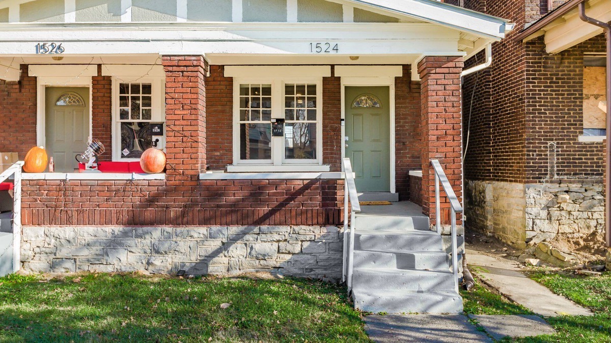 Weinland Park House | Johnny's Place - 3 BR/1BA