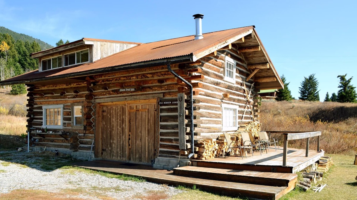 West Yellowstone Cabin | Johnson Creek Cabin * Outstanding Views * 5 Acres of Social Distancing * Sleeps8