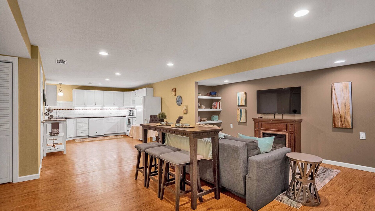 Johnstown House | Johnstown Country Escape, minutes from everything