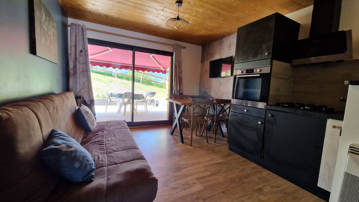 La Chapelle-Saint-Maurice Apartment | Joli Appartement Entre lac et Montagne