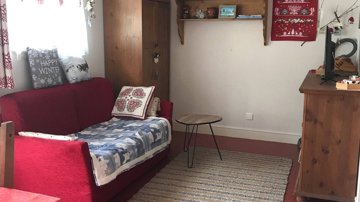 Saint-Laurent-en-Grandvaux Apartment | Jolie Appartement Bien Équipé