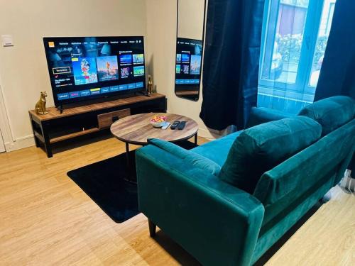 Noisy-le-Sec Apartment | Joli Studio Cosy proche gare