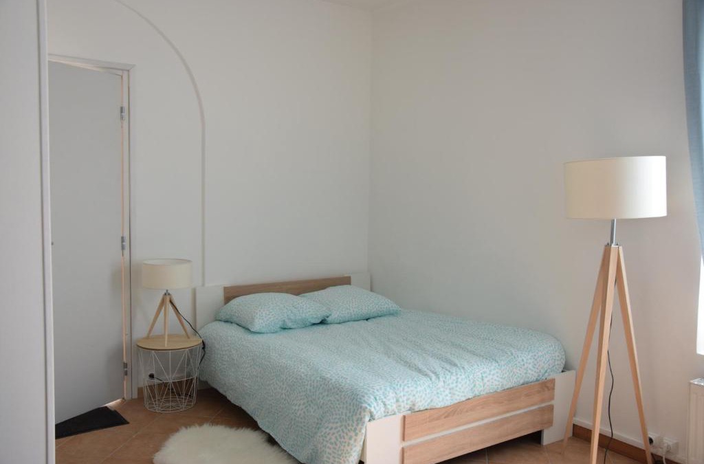 Milly-la-Foret Apartment | Joli Studio Plein Centre de Milly la Forêt