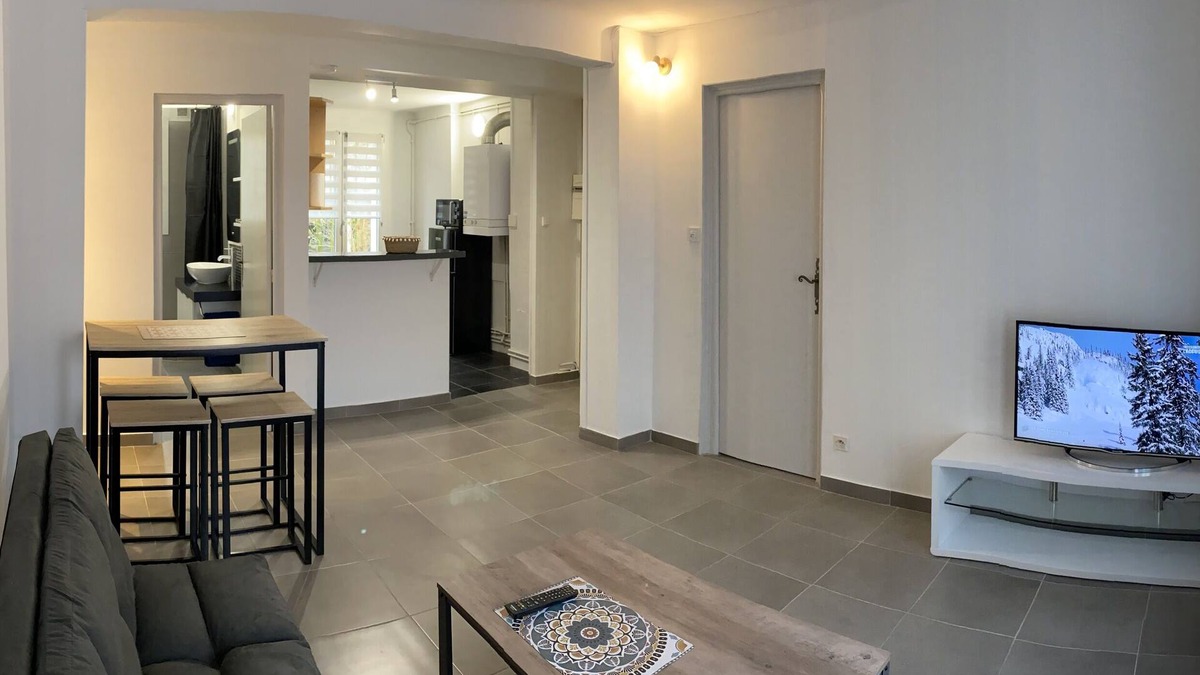 Mont Duplan Apartment | Joli T2 Climatis? Nimes Proche Gare et Centre Ville