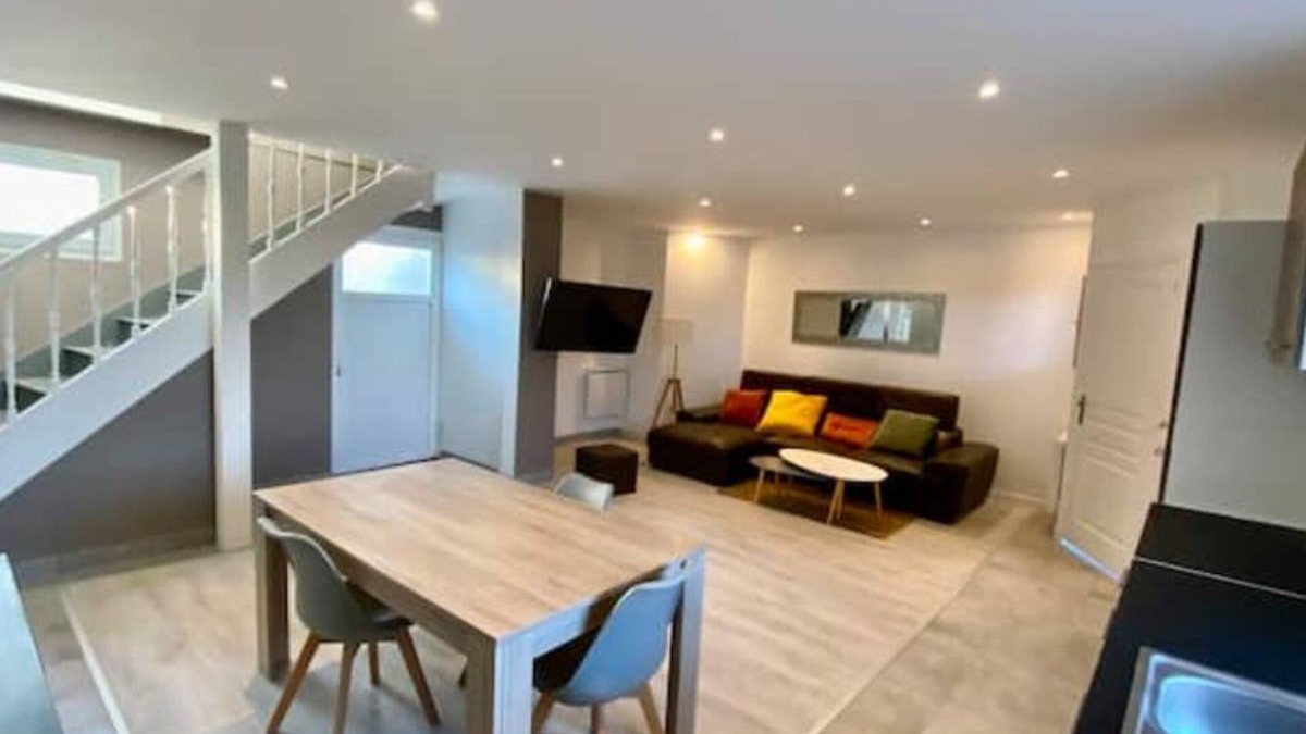 Tourlaville House | Jolie Maison Familiale de Caractère