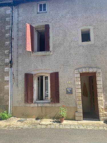 Vignory House | jolie maison dans petit village
