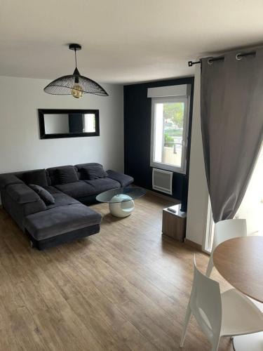 Seilh Apartment | Jolie T2 au golf de Seilh