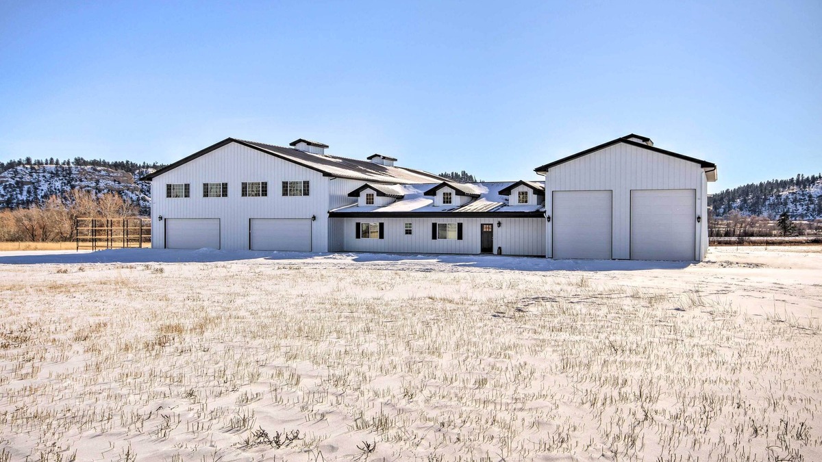 Boyd Apartment | Joliet Studio < 36 Mi to Red Lodge Mountain!