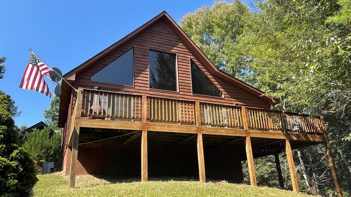 Murphy Ski Chalet | Jolly Rancher Mountain Cabin