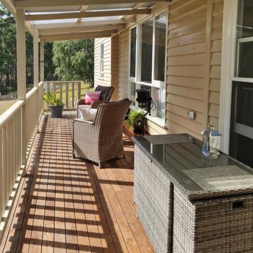 Geeveston House | Jo’s Farmhouse B&B