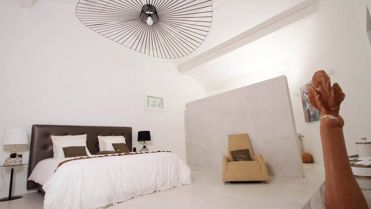 Allegre Les Fumades Other | Joseph guest room