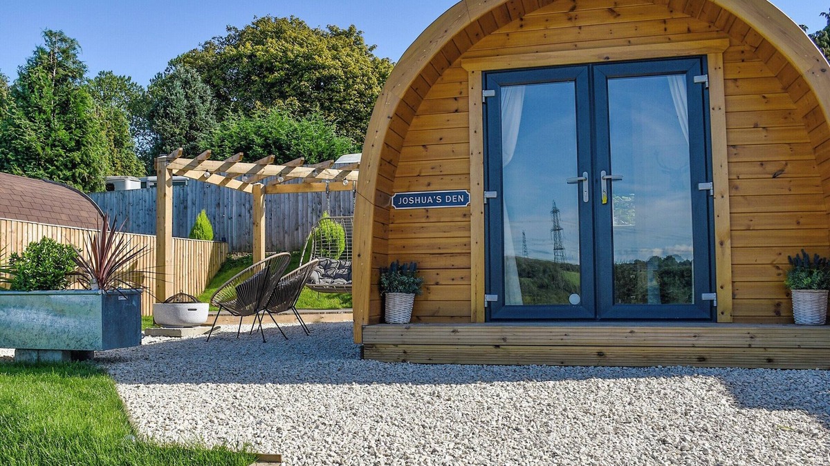 Margam Cottage | Joshua's Den - UK40975