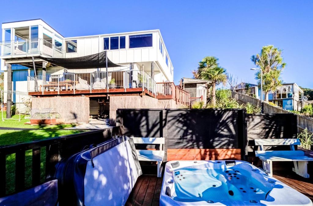 Raglan Apartment | Journeys end