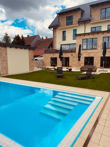 Loucna Pod Klinovcem Hotel | Joy Aparthotel Keilberg