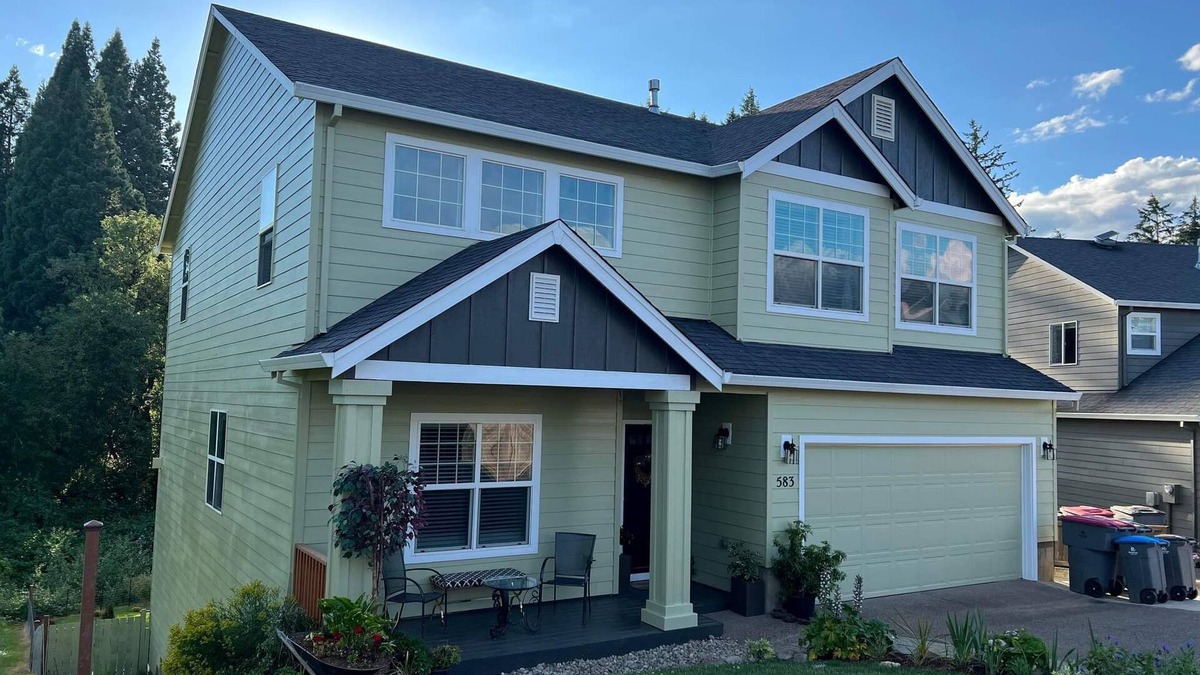 McMinnville House | JOY' Large Serene Creekside Home awaits you!