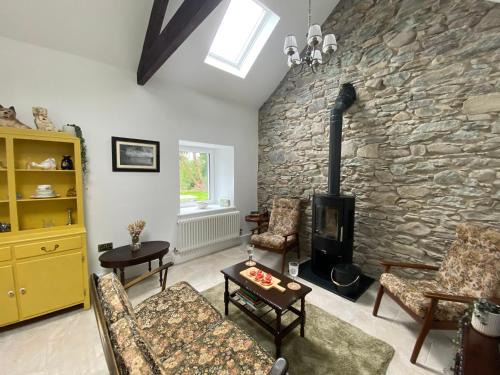 Killorglin House | Joy's River Lodge