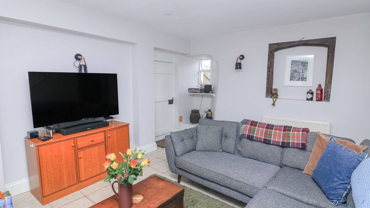 Malborough Cottage | JOYMEAD, pet friendly, character holiday cottage in Malborough