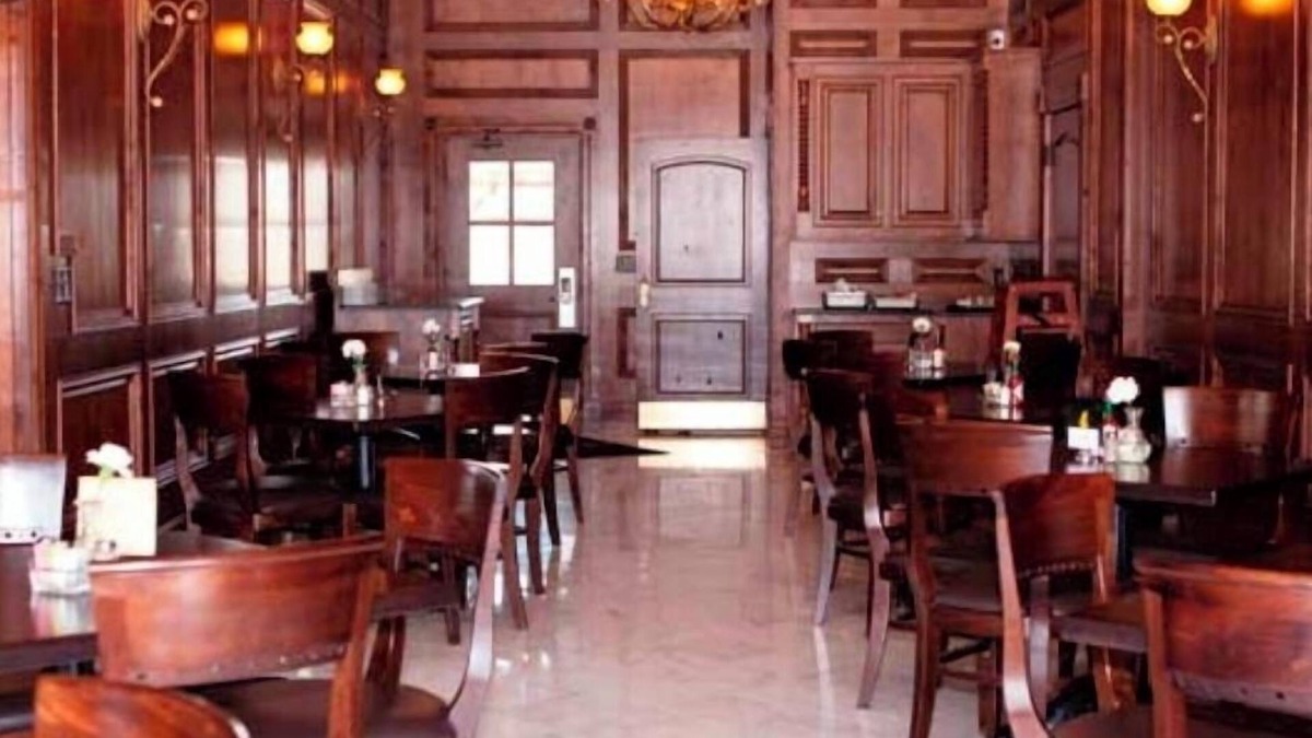 Jacksboro Bed & Breakfast | JR's Chophouse B&B