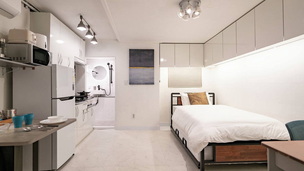 Jongno Apartment | JTS Tailored Service Studio near Hyehwa Station