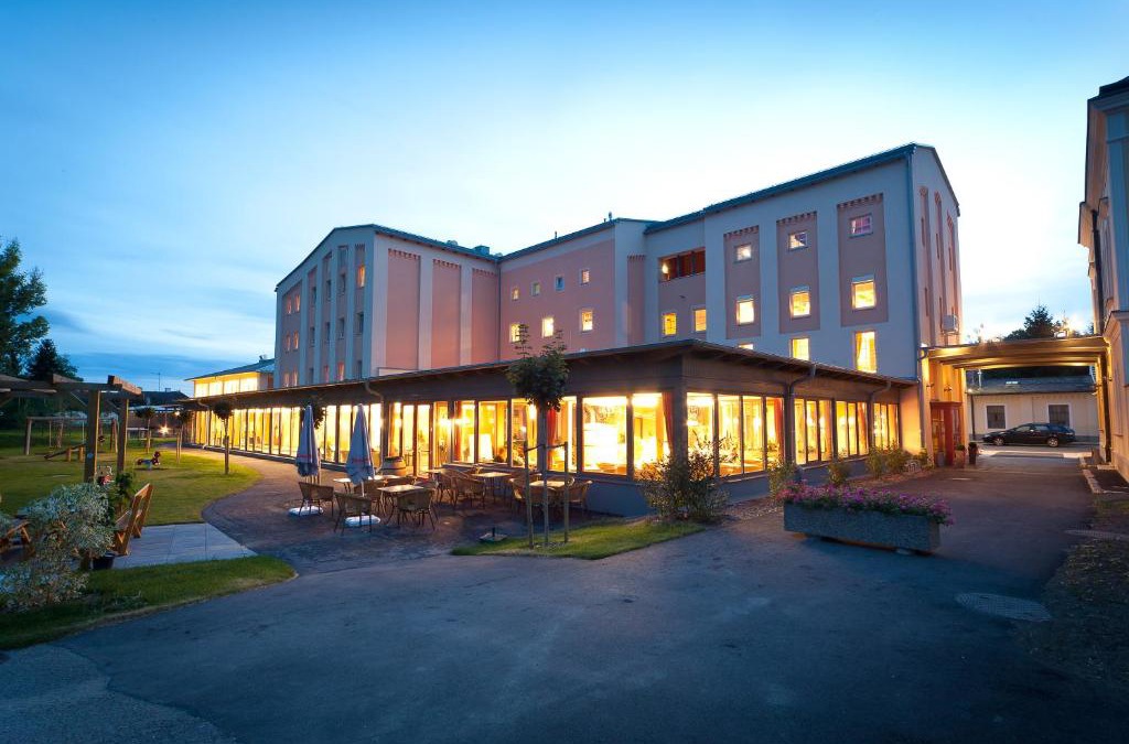 Großkadolz Hotel | JUFA Hotel Weinviertel - Eselsmühle