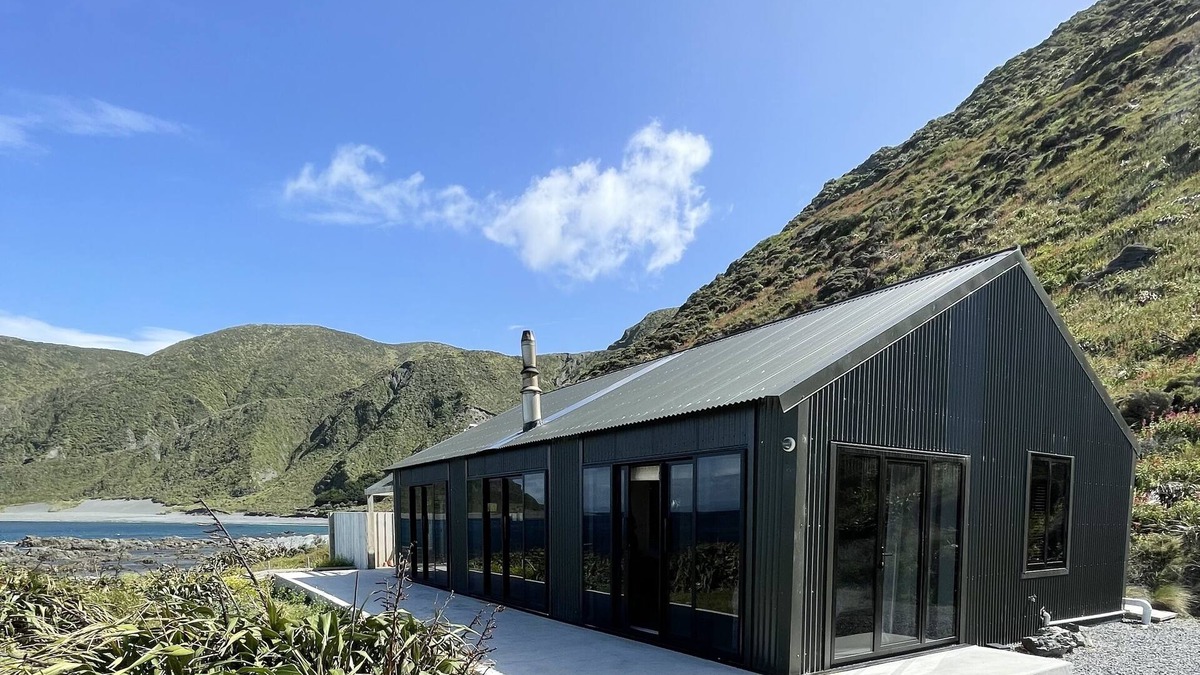 Wellington House | Juliet’s beachfront bach on Wellington’s wild south coast