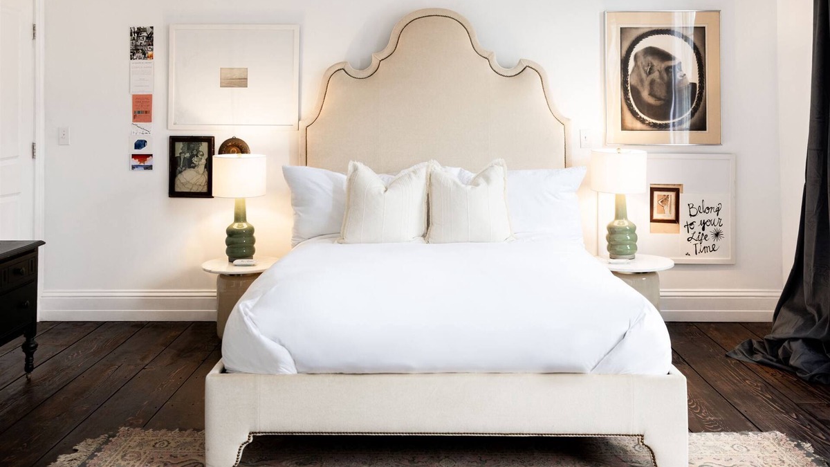 Hudson House | July 4th Weekend~ third night's on us! Boutique hotel vibes. Fab for groups!