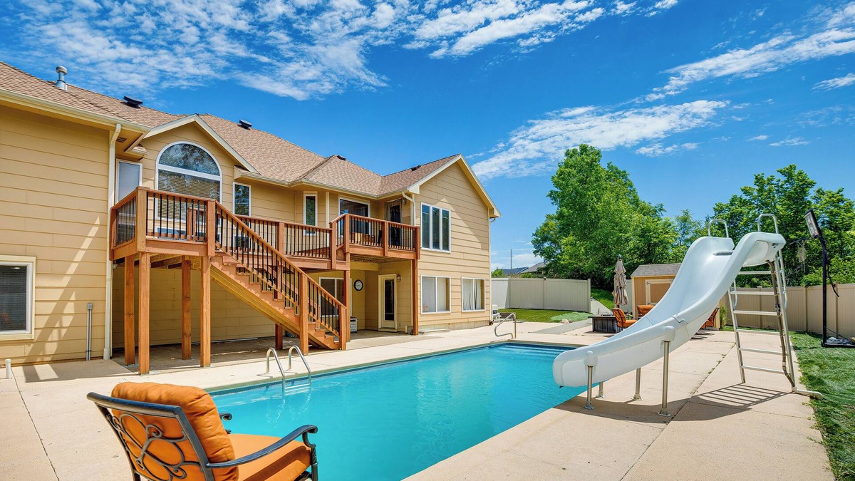 Junction City House | Junction City Home w/Hot Tub - Near Milford Lake!