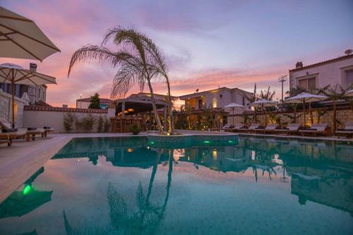 Gulbahce Mahallesi Hotel | June Alaçatı Adult Only