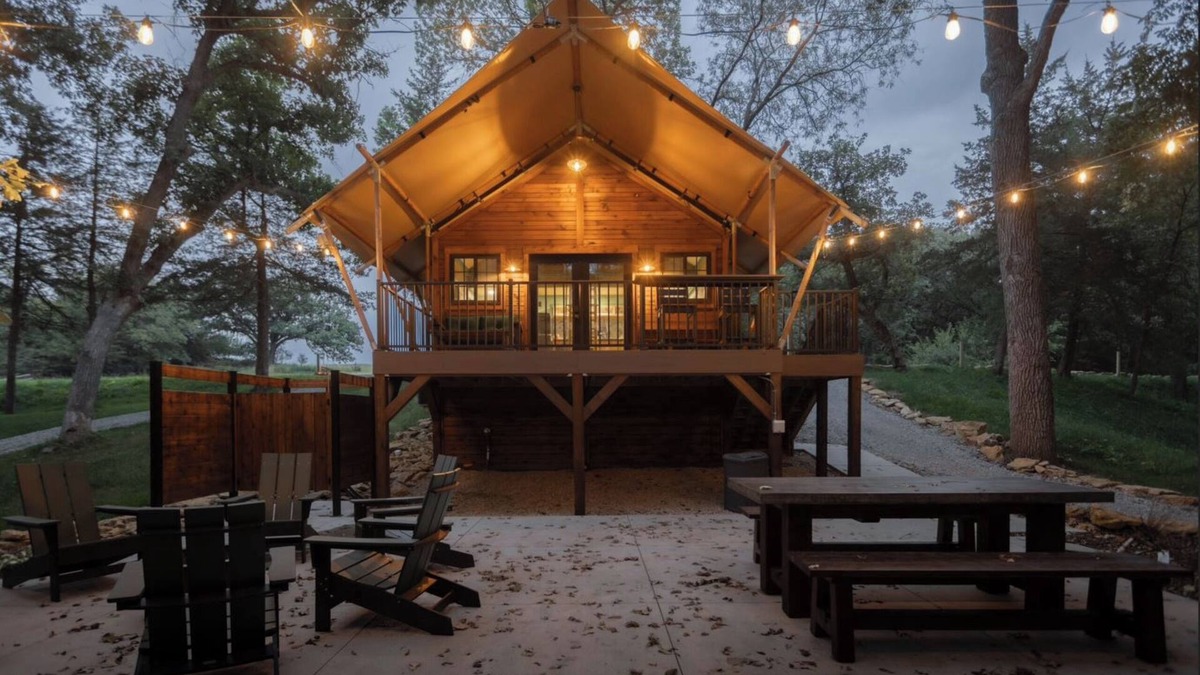 Ashland Cabin | Jungalow - Canvas Safari Cabin | 2 Bed, 1 Bath with Hot Tub