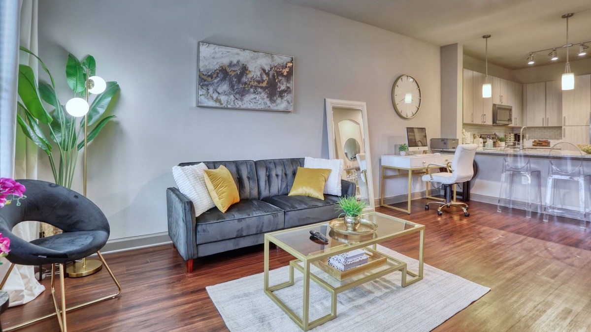 Loring Heights Apartment | "Jungle Fever" Midtown!