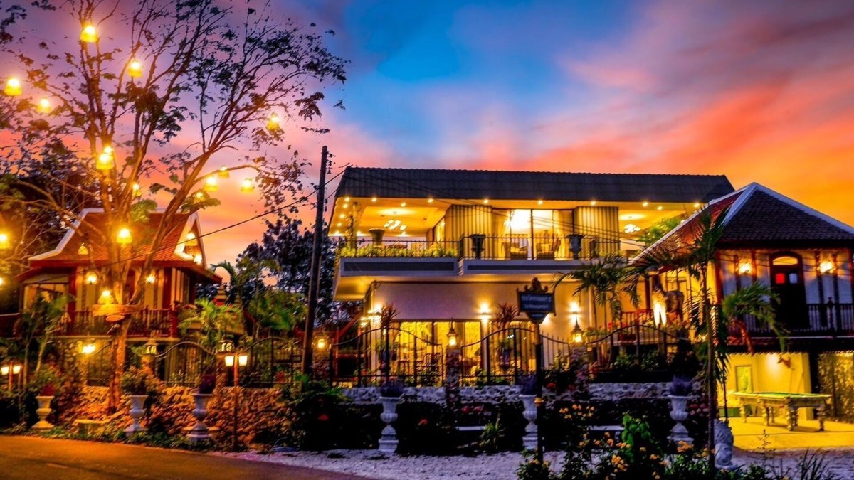 Sattahip Resort | Jungle Moon Boutique Homestay