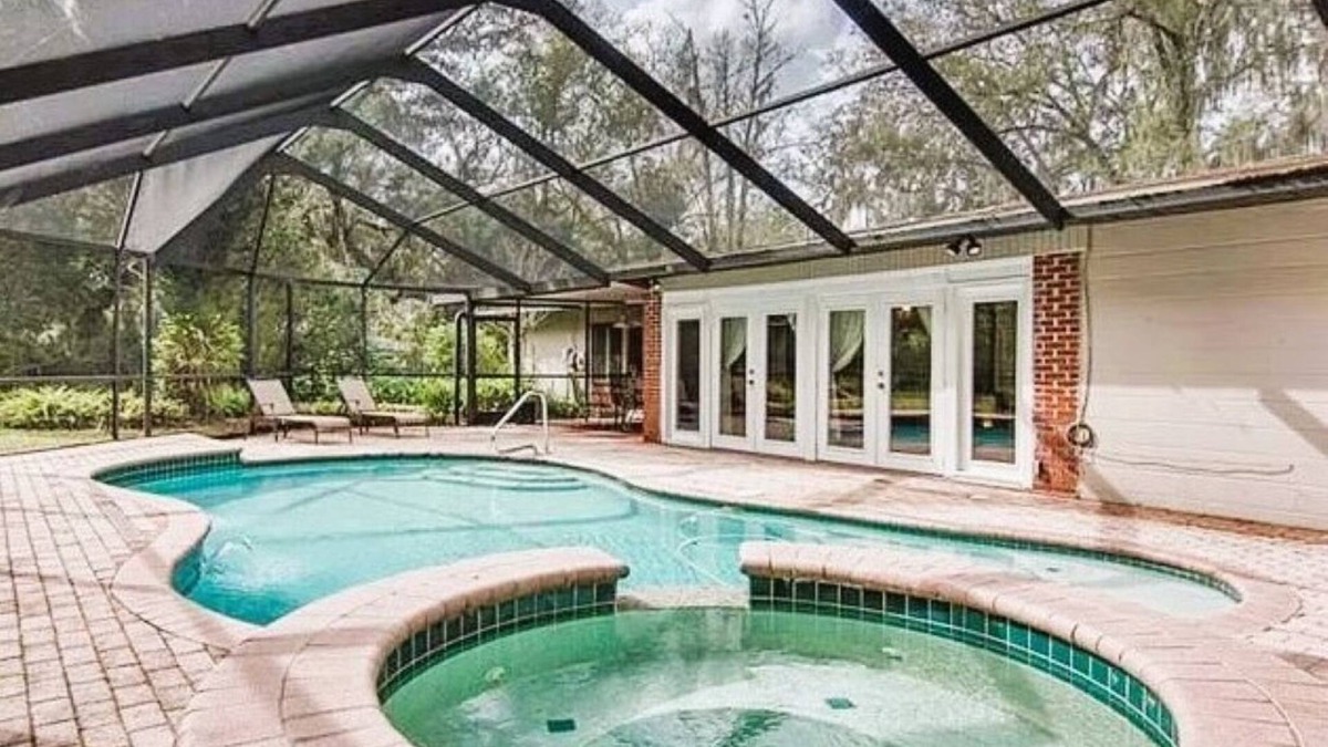 Temple Terrace Apartment | Jungle Oasis - Close to Busch Gardens, USF, Amphitheatre & Florida Fairgrounds