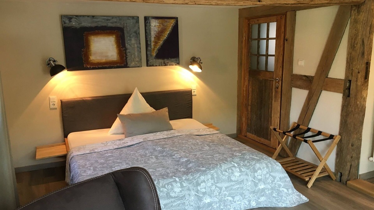 Schierstein House | Junior Suite-Private Bathroom-Balcony-Storchennest