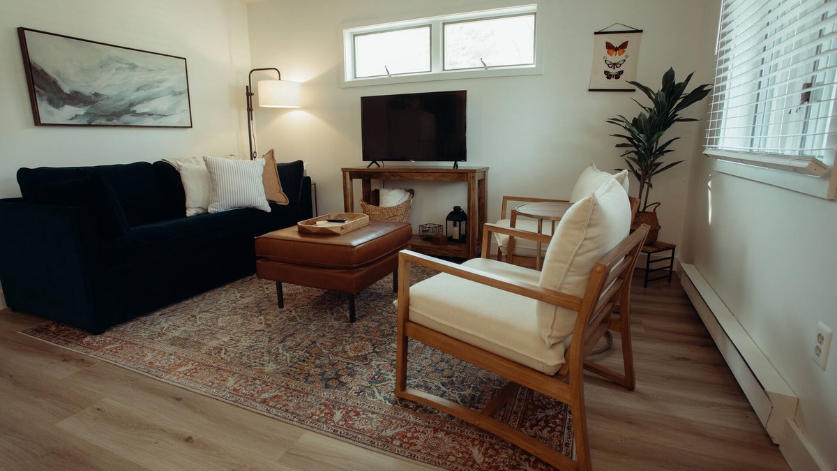 Northport Cottage | Juniper Cottage on Grand Traverse Bay!