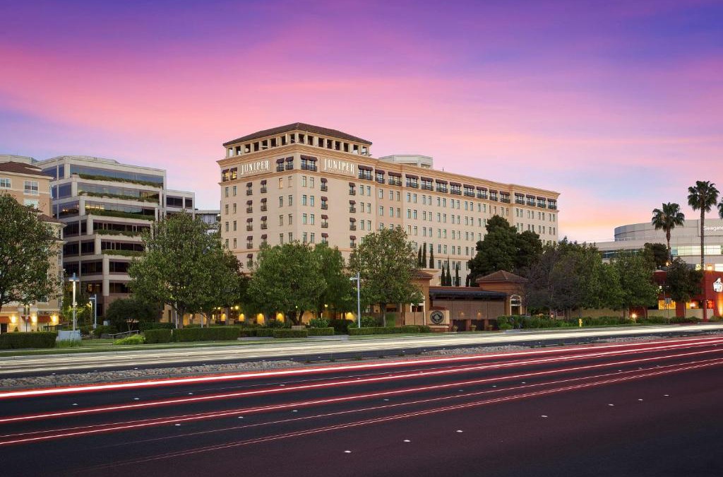 Cupertino Hotel | Juniper Hotel Cupertino, Curio Collection by Hilton
