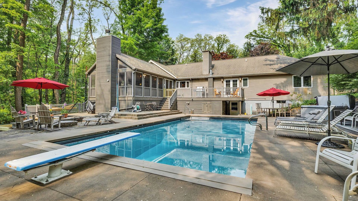 Bridgman House | Juniper Presents Hearth & Timber: Hot Tub Nights and Poolside Days