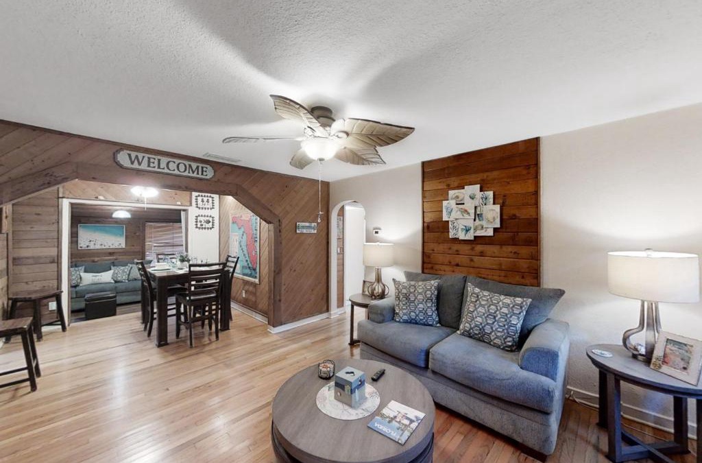 Clearwater House | Jupiter Pines Cottage