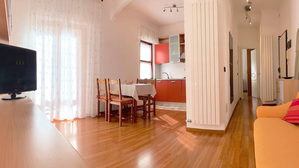 Cavi Apartment | Just 100 meters. from the beach and convenient shops