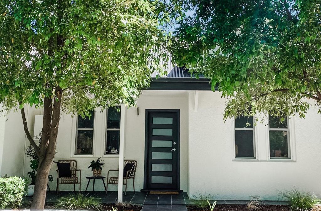 Wagga Wagga House | Just book it! Ruby - a spacious house in the CBD