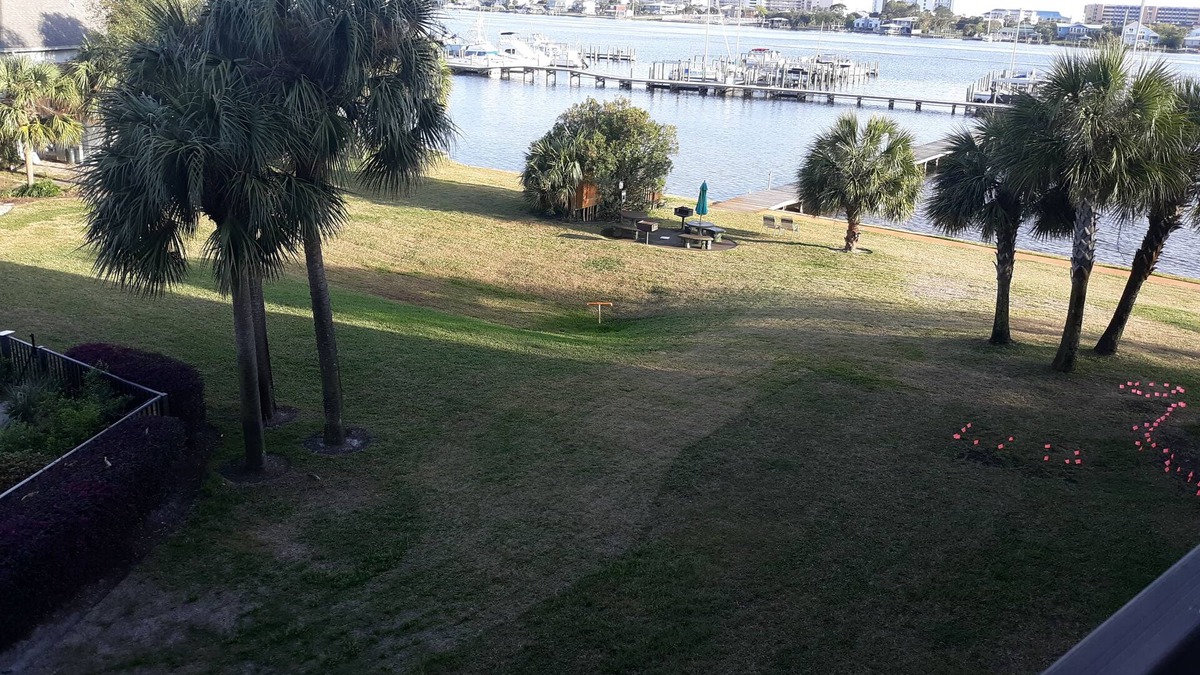 Fort Walton Beach Apartment | "Just For You" studio apartment