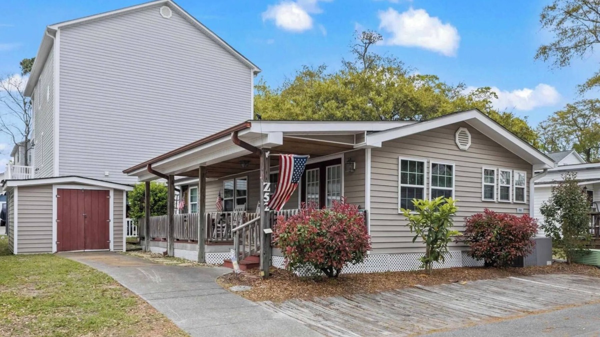 Myrtle Beach House | Just Listed! 3 BR, Covered Porch + Lake Views
