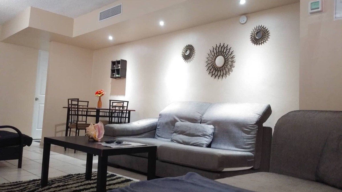 Hoyo Mulas Apartment | JUST MINUTES AWAY FROM AIRPORT AND BEACHES