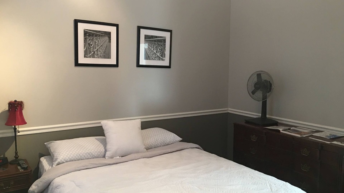 Grand Boulevard House | Just Minutes from Downtown Chicago