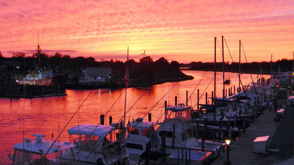 Lewes Condo | JUST RELEASED- OUTSTANDING- LEWES WATERFRONT CONDO- 2 BLOCKS TO THE BEACH