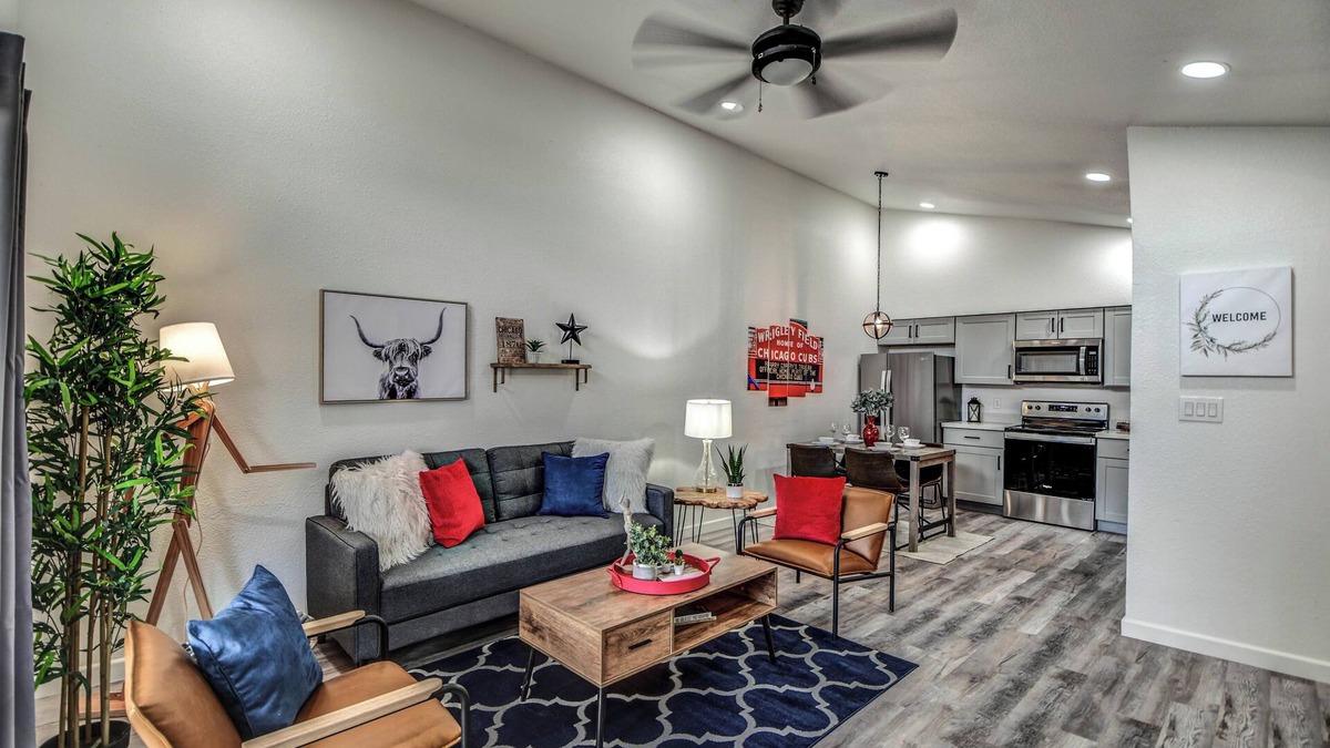 Mesa Grande House | ☺ Just Remodeled ☺ Sparkling Townhouse with Patio!
