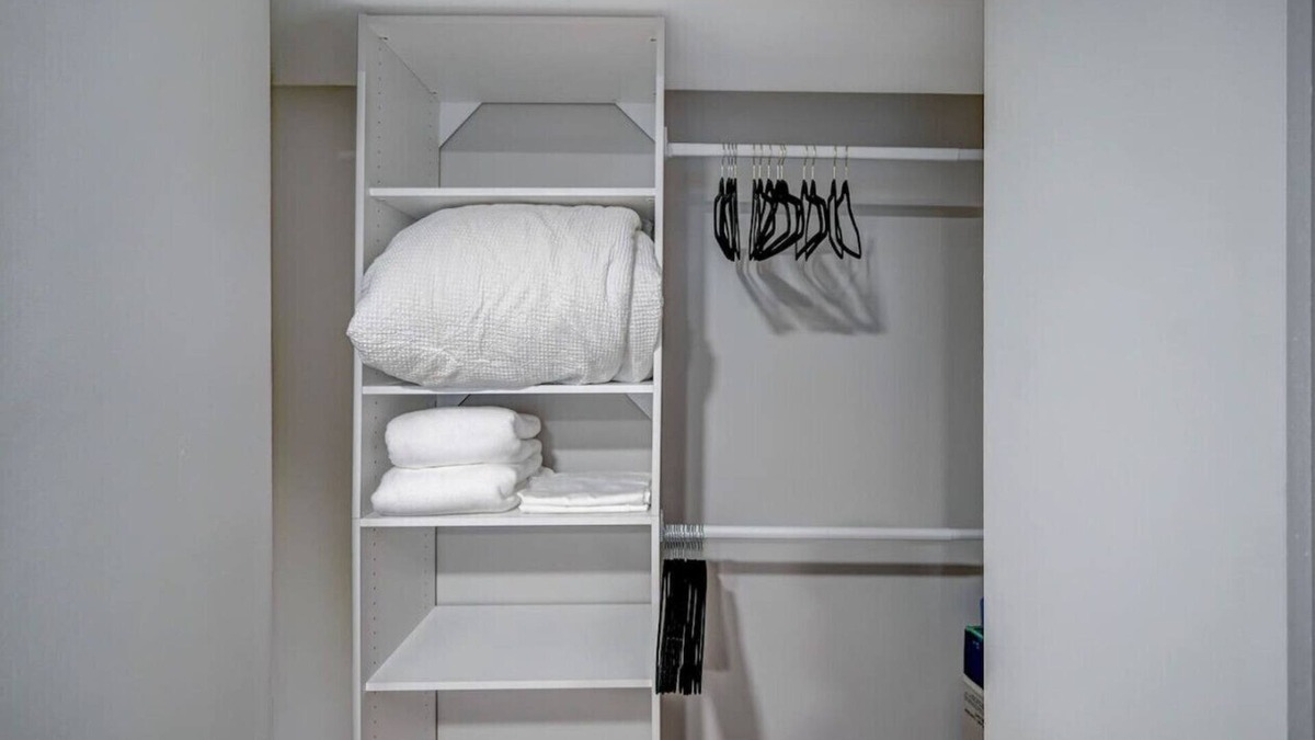 Village at Camelback Apartment | Just Renovated Ski-In/Ski Out
