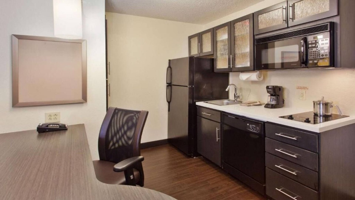 Somerset House | Just What You Were Looking For! 3 Spacious units to enjoy with Kitchen!